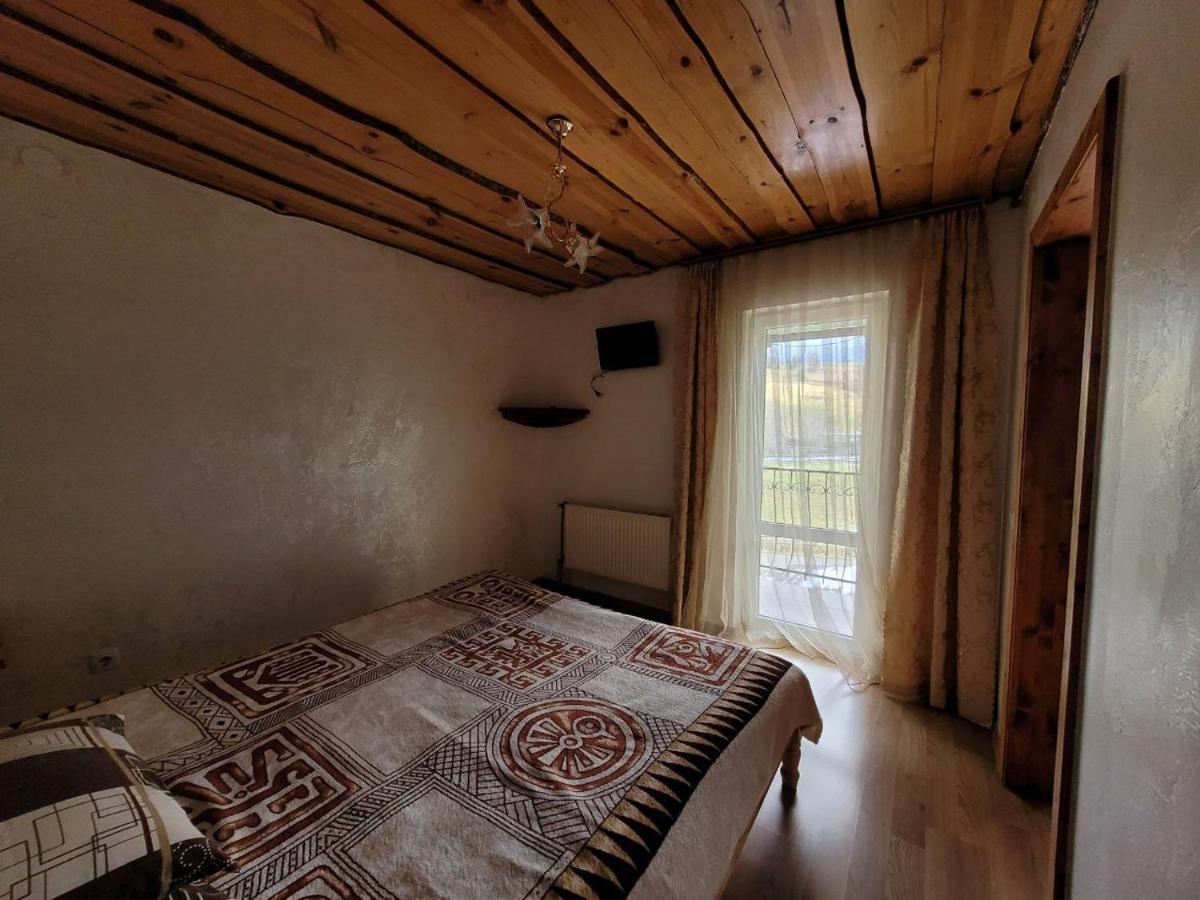 Садиба "Перелаз" Lazeshchyna Bagian luar foto