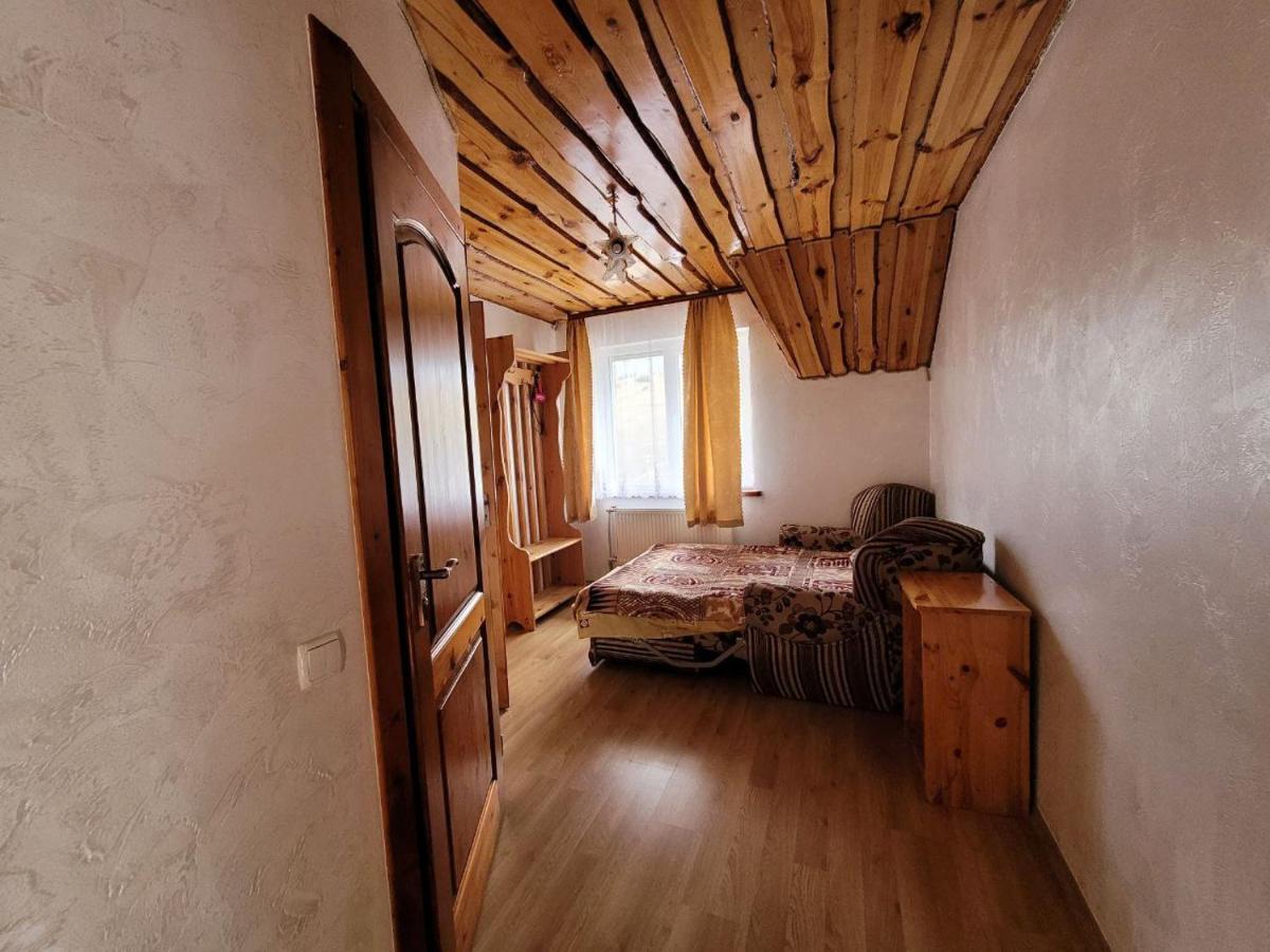 Садиба "Перелаз" Lazeshchyna Bagian luar foto